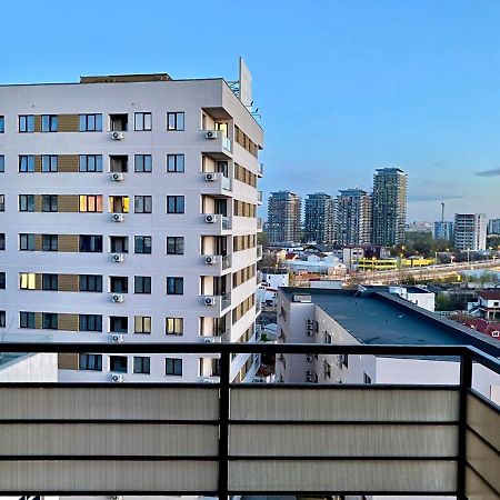 Sky Modern 1 Bedroom Apt W Free Parking بوخارست المظهر الخارجي الصورة