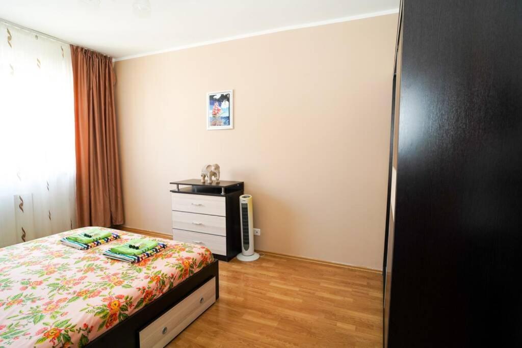 Sky Modern 1 Bedroom Apt W Free Parking بوخارست المظهر الخارجي الصورة