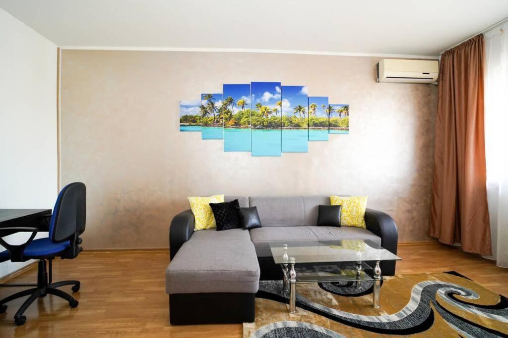 Sky Modern 1 Bedroom Apt W Free Parking بوخارست المظهر الخارجي الصورة